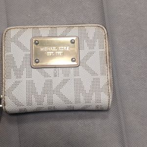 Michael kors wallet small
